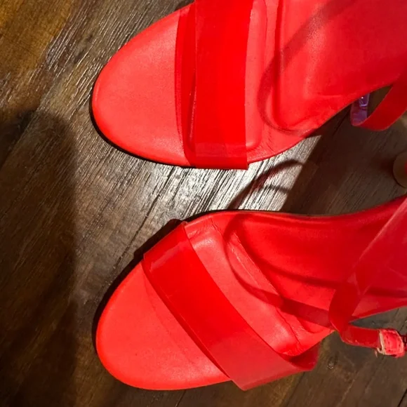 Marc Fisher Red Calisty Strappy Heeled Sandal Open Toe Size 7 - Picture 8 of 9